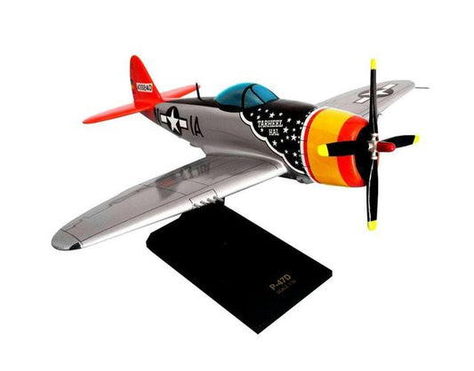 P-47DThunderbolt 1/32  Model With Stand