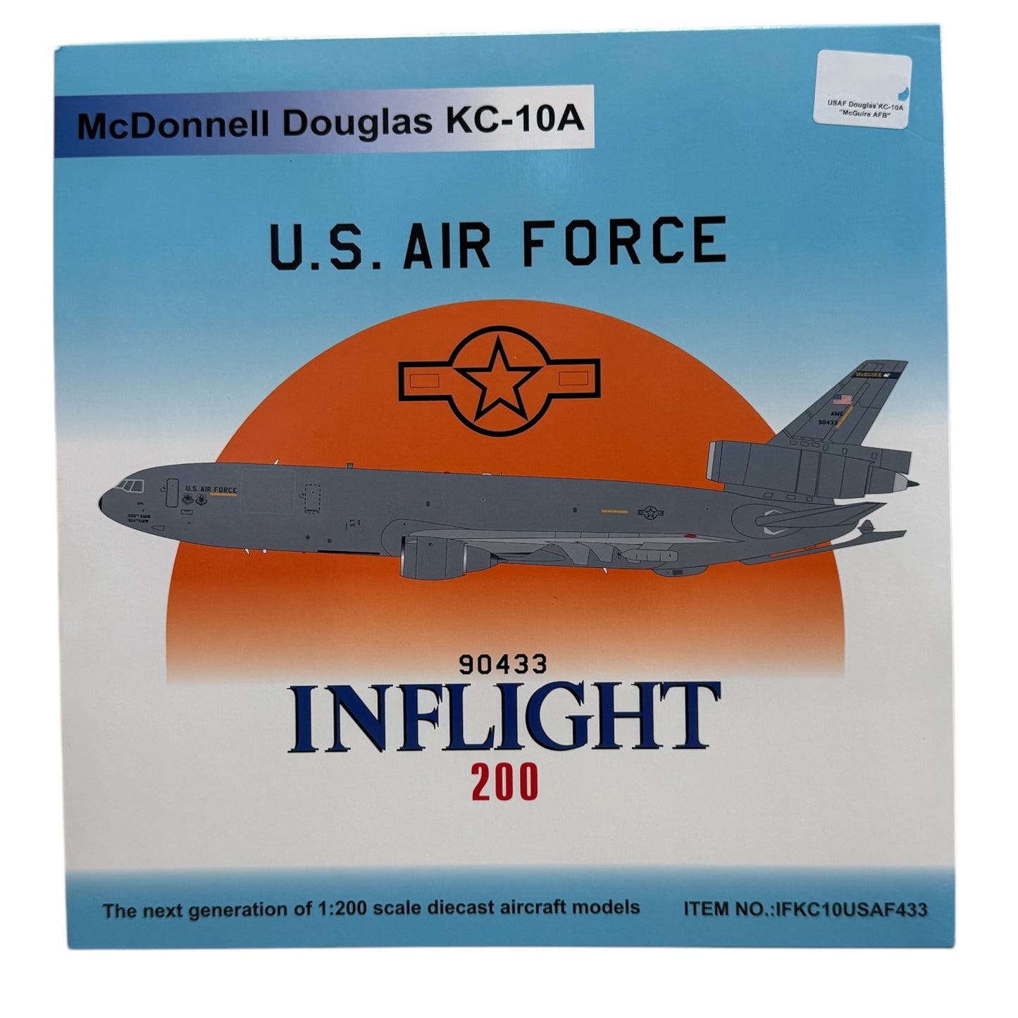 KC10-A Inflight 1:200 Air Force McDonnell Douglas Extender 90433 w/Stand