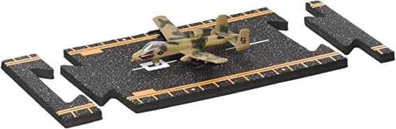 Hot Wings A-10 Thunderbolt Diecast Plane with Runway