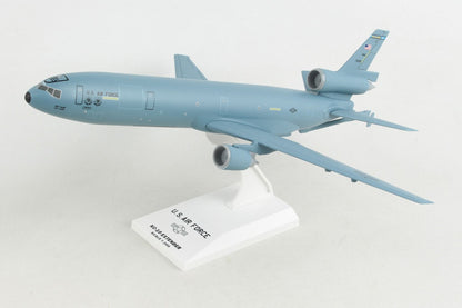 Skymarks KC-10 USAF Plastic Model (McGuire AFB) 1/200